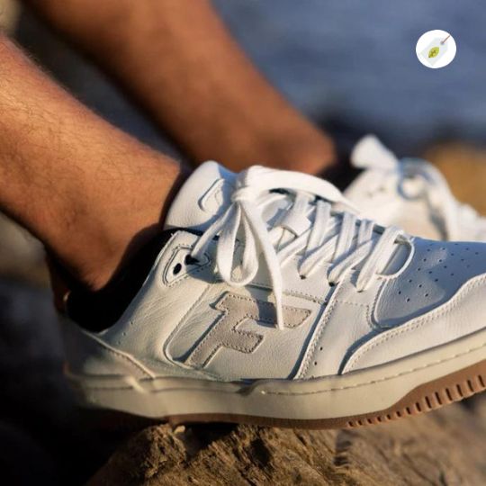 Faguo – Baskets Blanches et Bleu Marine – Image 4