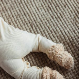 WOOLY ORGANIC –  PLUSH BOOTIES – SMOKE GRAY